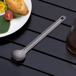 Navaris Spork En Lepel Met Extra Lange Handgreep - Campingbestek Van Titanium - Bestek Voor Onderweg - Lichtgewicht - Inclusief Bewaarzakje -Outdoor Camping Winkel 1200x1200 1128