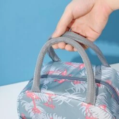 Koeltas - Lunchtas - Volwassenen En Kinderen - Compact & Handig: Zomer - Picknick -School - Lunch - Werk - Grijs Flamingo -Outdoor Camping Winkel 1200x1200 232