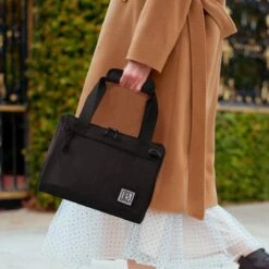 Brisby 4 Laags Geïsoleerde Koeltas - Lunchtas 10 Liter - Zwart -Outdoor Camping Winkel 1200x1200 235