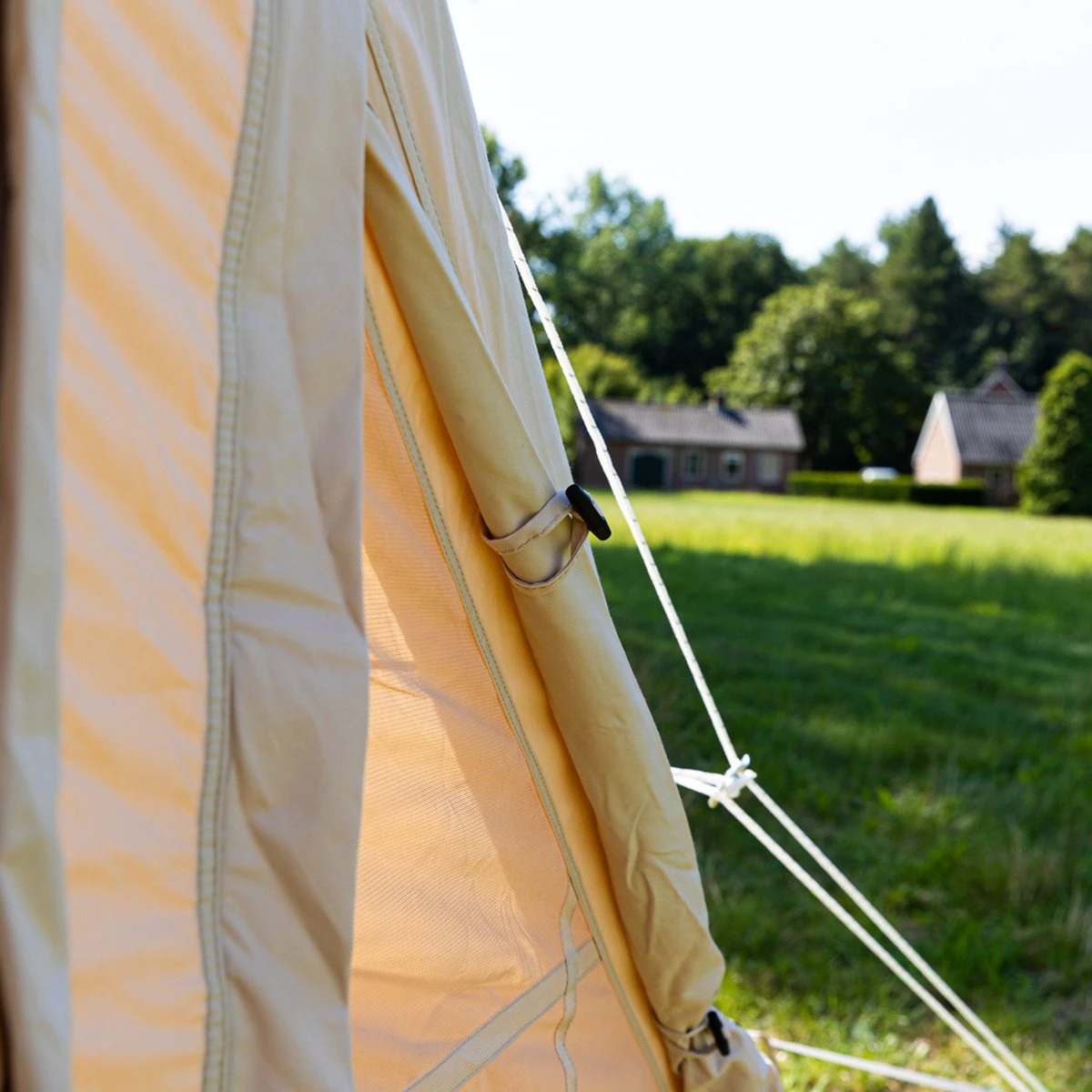 Opblaasbare Vier Persoons Tent Beige 300x200x210 Cm 15 Opblaasbare Vier Persoons Tent Beige 300x200x210 Cm - Afbeelding 13