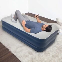 LifeGoods Luchtbed - 1 Persoons - Met Ingebouwde Pomp - Incl. Draagtas En Reparatiekit -Outdoor Camping Winkel 1200x1200 776