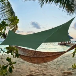 Merkloos BRGOOD Tarps - Shelter - Rechthoek - 240*220cm - Waterdicht - Met Scheerlijnen En Haringen - Geen Stokken - Voor Kamperen - Groen 15 Merkloos BRGOOD Tarps - Shelter - Rechthoek - 240*220cm - Waterdicht - Met Scheerlijnen En Haringen - Geen Stokken - Voor Kamperen - Groen -Outdoor Camping Winkel 1200x1200 921
