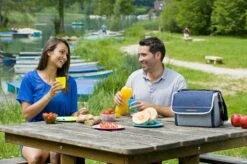 Campingaz Fold 'n Cool Koeltas - 10 Liter - Blauw/grijs 8 Campingaz Fold 'n Cool Koeltas - 10 Liter - Blauw/grijs -Outdoor Camping Winkel 1200x798 4