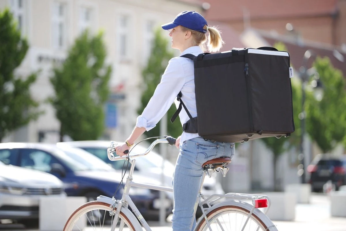 Hendi Pizza & Voedsel Bezorgrugtas Geïsoleerd - 41x41x(H)49cm 8 Hendi Pizza & Voedsel Bezorgrugtas Geïsoleerd - 41x41x(H)49cm - Afbeelding 6