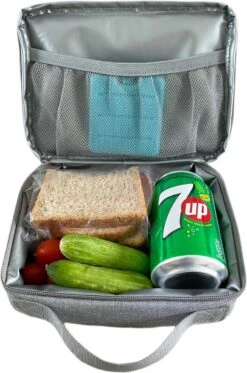 Brisby 4 Laags Geïsoleerde Koeltas - Lunchtas 1.5 Liter - Lichtgrijs -Outdoor Camping Winkel 794x1200 3
