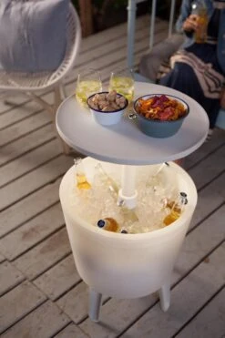 Keter Coolbar Partytafel – Lichtgevend - 49,5x49,5x57cm - Wit -Outdoor Camping Winkel 800x1200 7